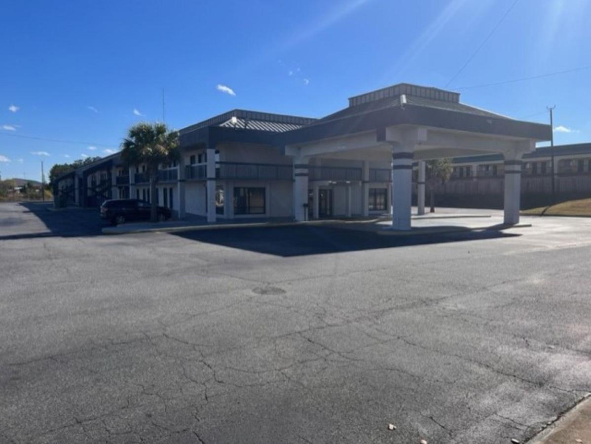 Dublin Inn And Suites Экстерьер фото