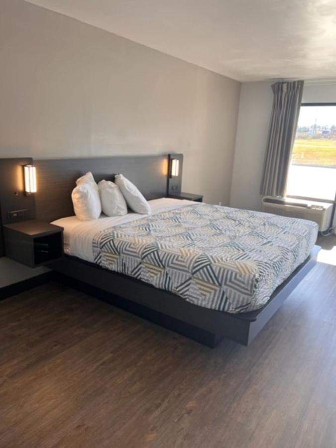 Dublin Inn And Suites Экстерьер фото