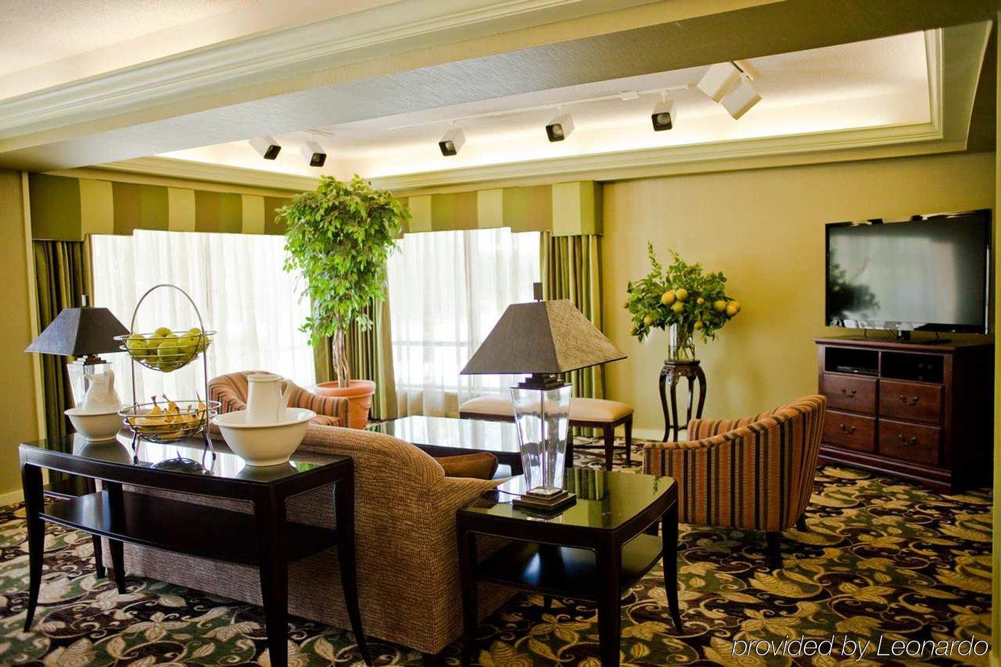 Dublin Inn And Suites Экстерьер фото