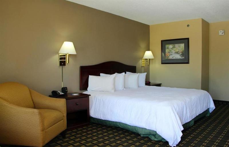 Dublin Inn And Suites Экстерьер фото