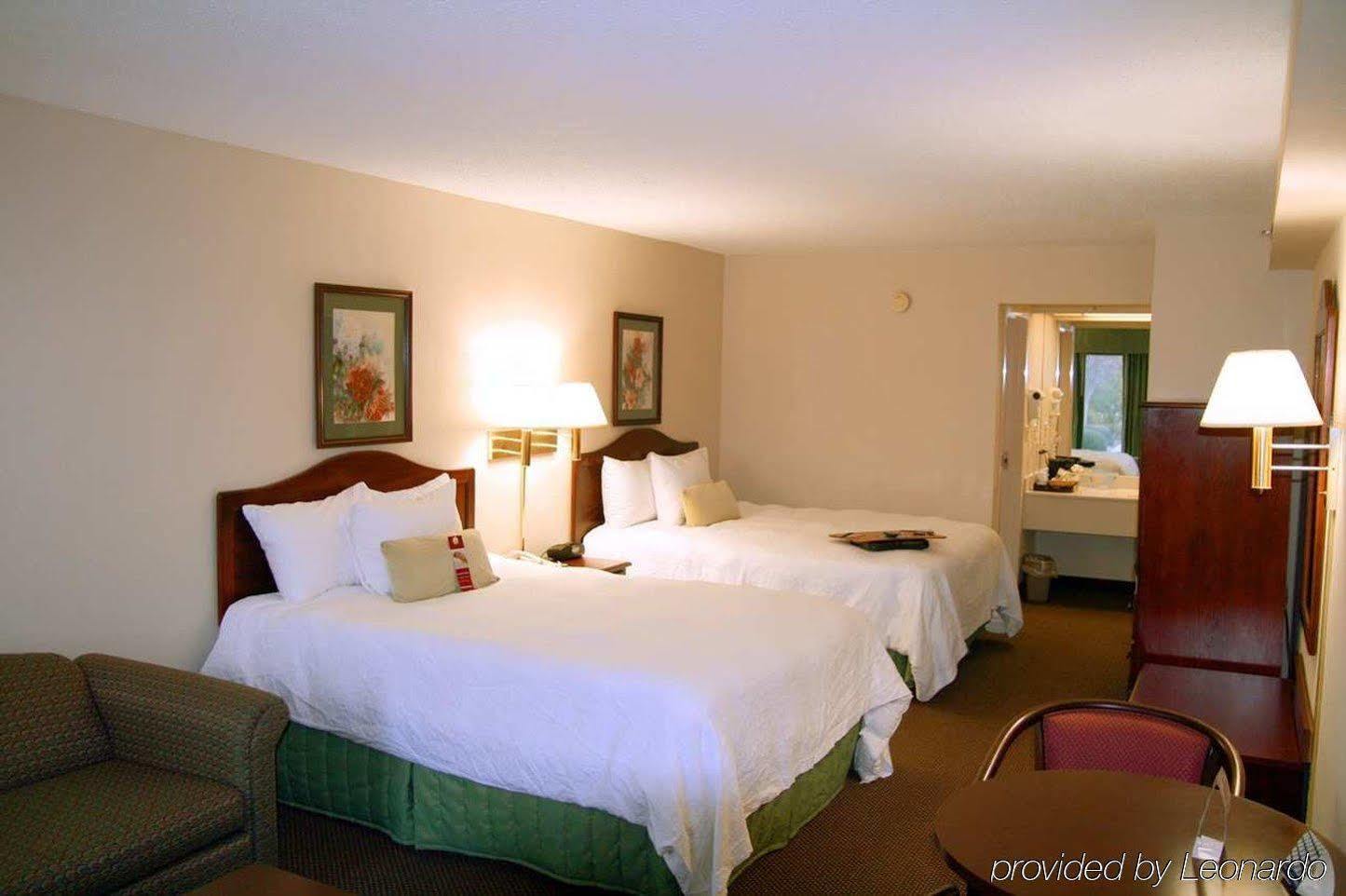 Dublin Inn And Suites Экстерьер фото